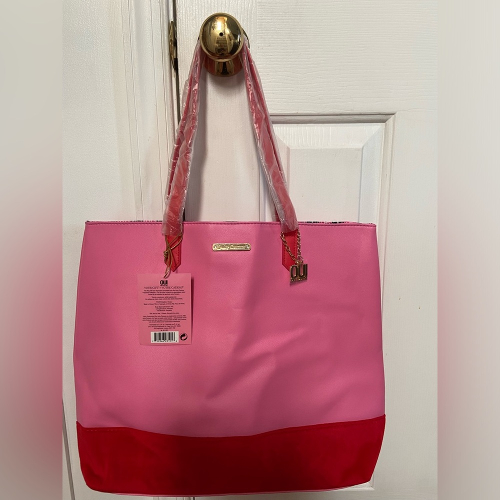 Juicy Couture Tote With Bag Charm.